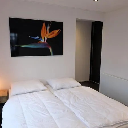 With Motorboat Apartment *