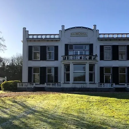 דירה With Motorboat