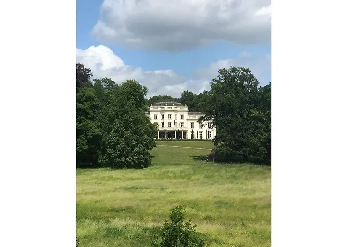 Lägenhet With Motorboat Olburgen