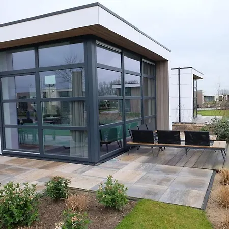 With Motorboat Apartment