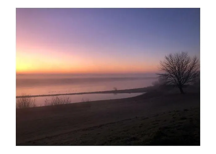 Apartment With Motorboat *