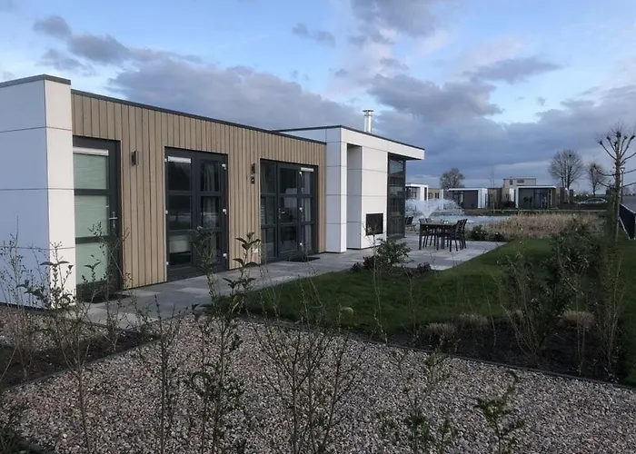 Apartment With Motorboat