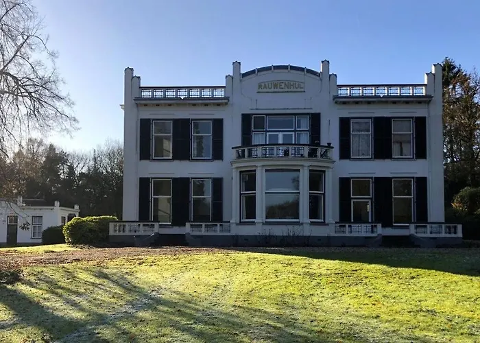 Apartment With Motorboat