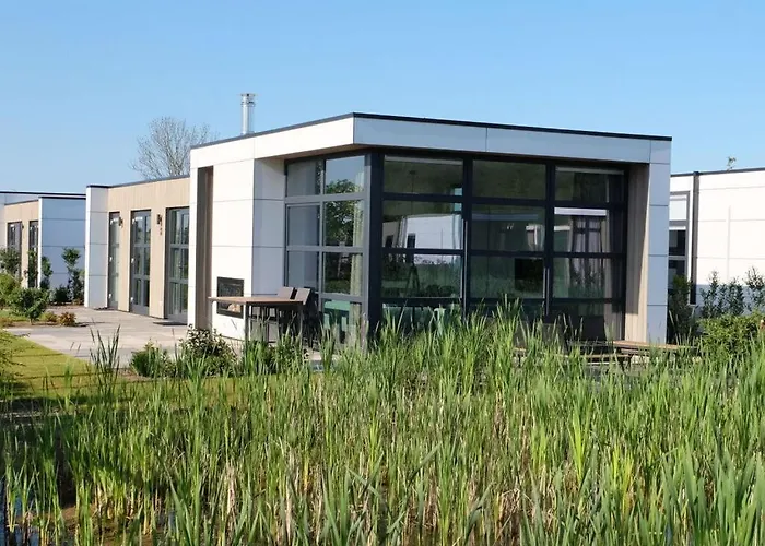 Apartment With Motorboat Olburgen