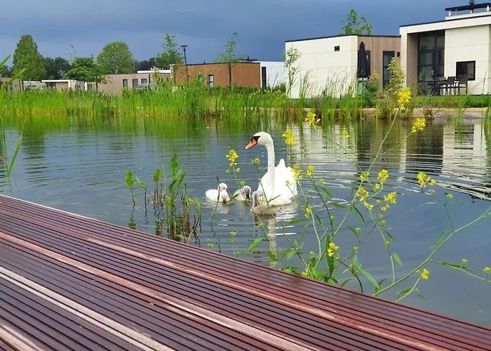 Apartment With Motorboat Olburgen